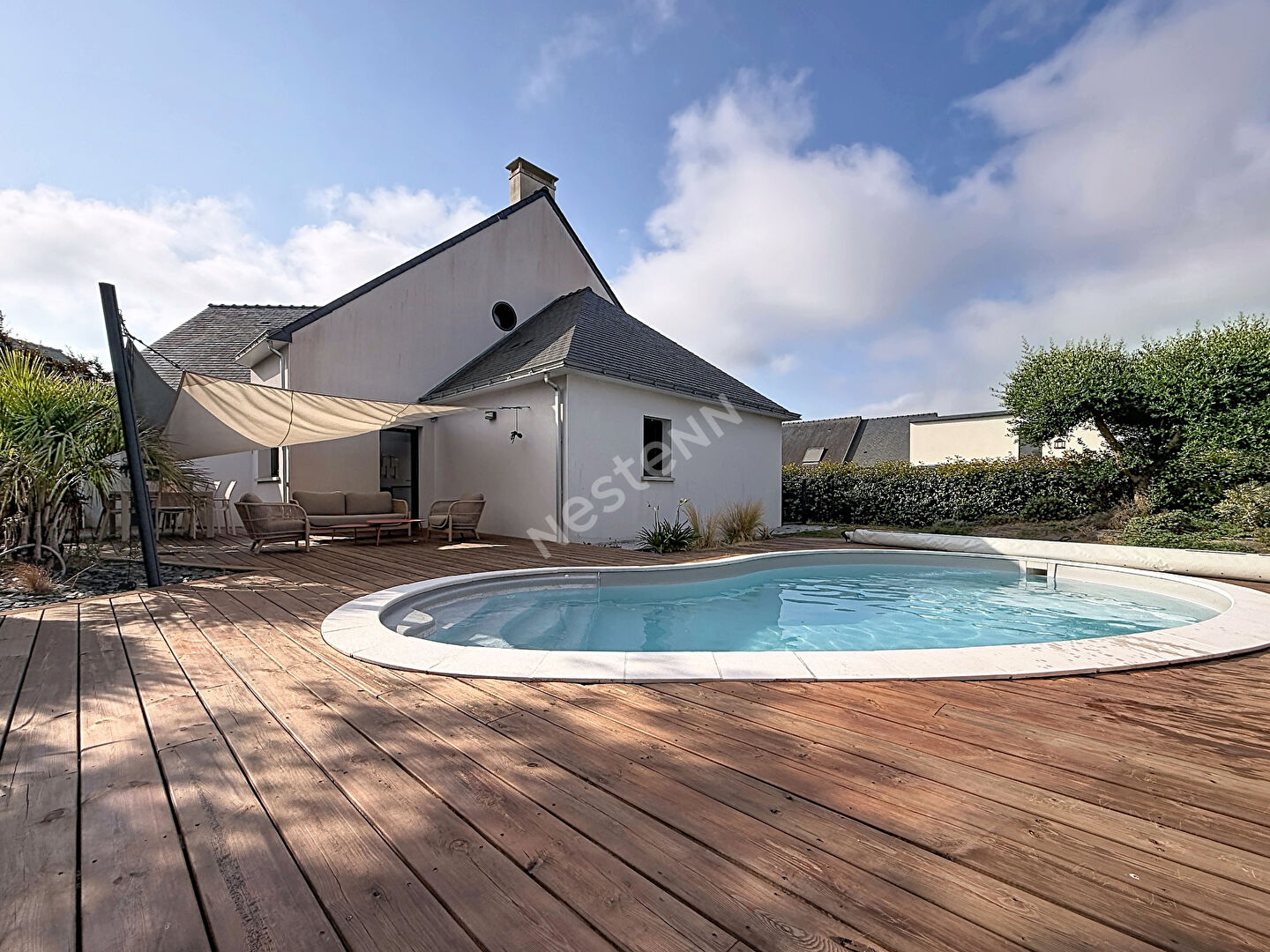 Maison 5 pièces 142 m² · à Ligne · 142 m² · 380 000 €