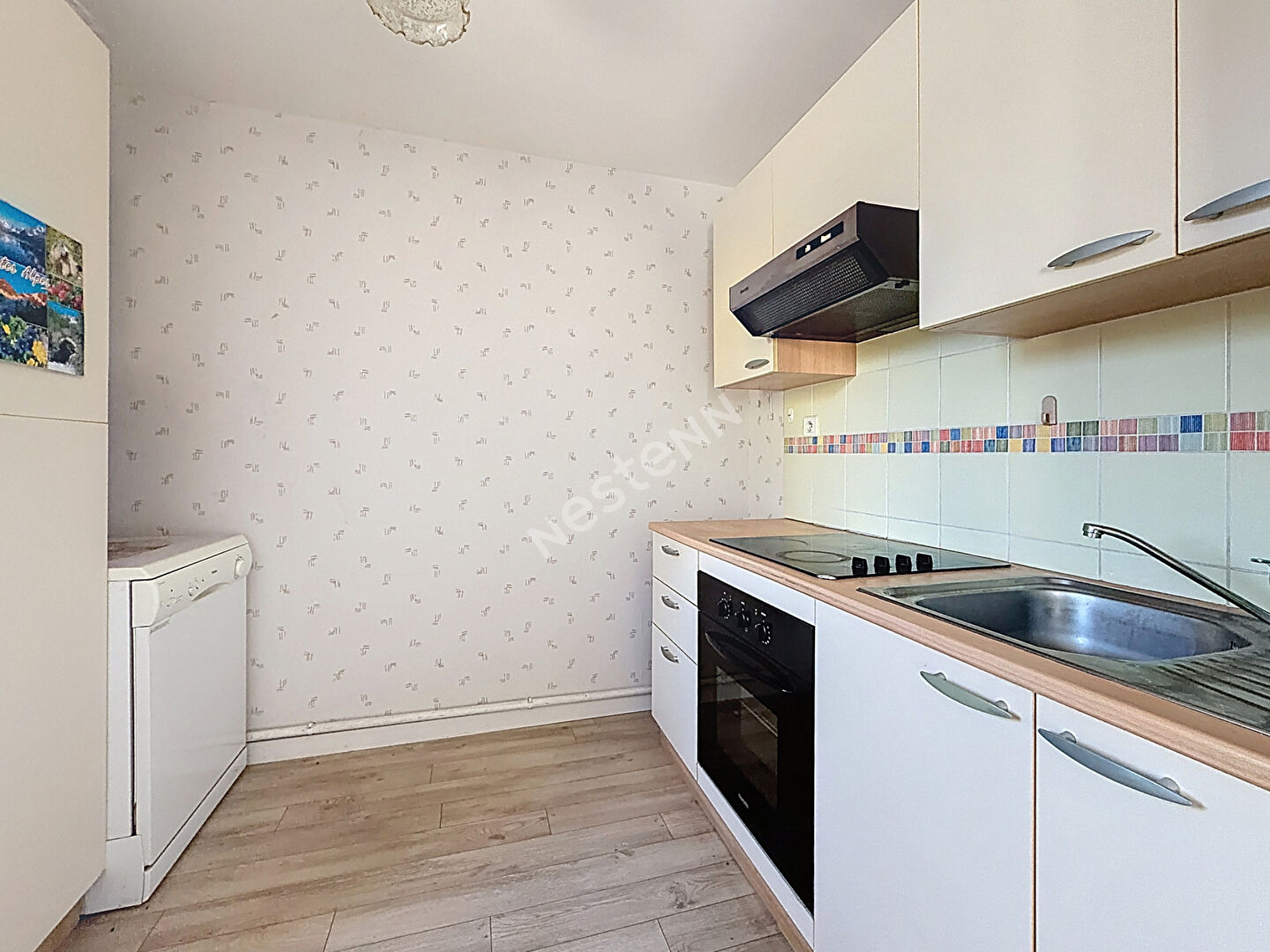 Nantes Nord - Grand Val : En Vente ! Appartement T3 rdc surlevé, proche toutes commodiftés, 2 chambres, parking s/sol et balcon.