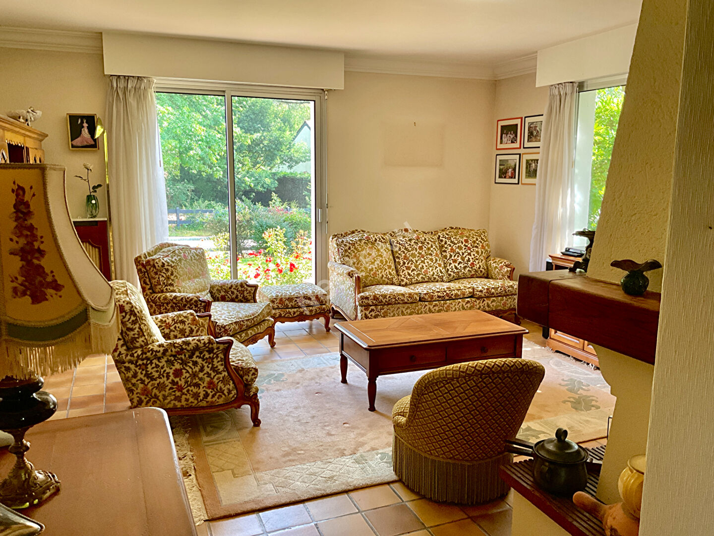 OPPORTUNITE Sautron : En vente ! Maison de 168m², 5 chambres, vie de plain pied, belle parcelle au calme d'une impasse.