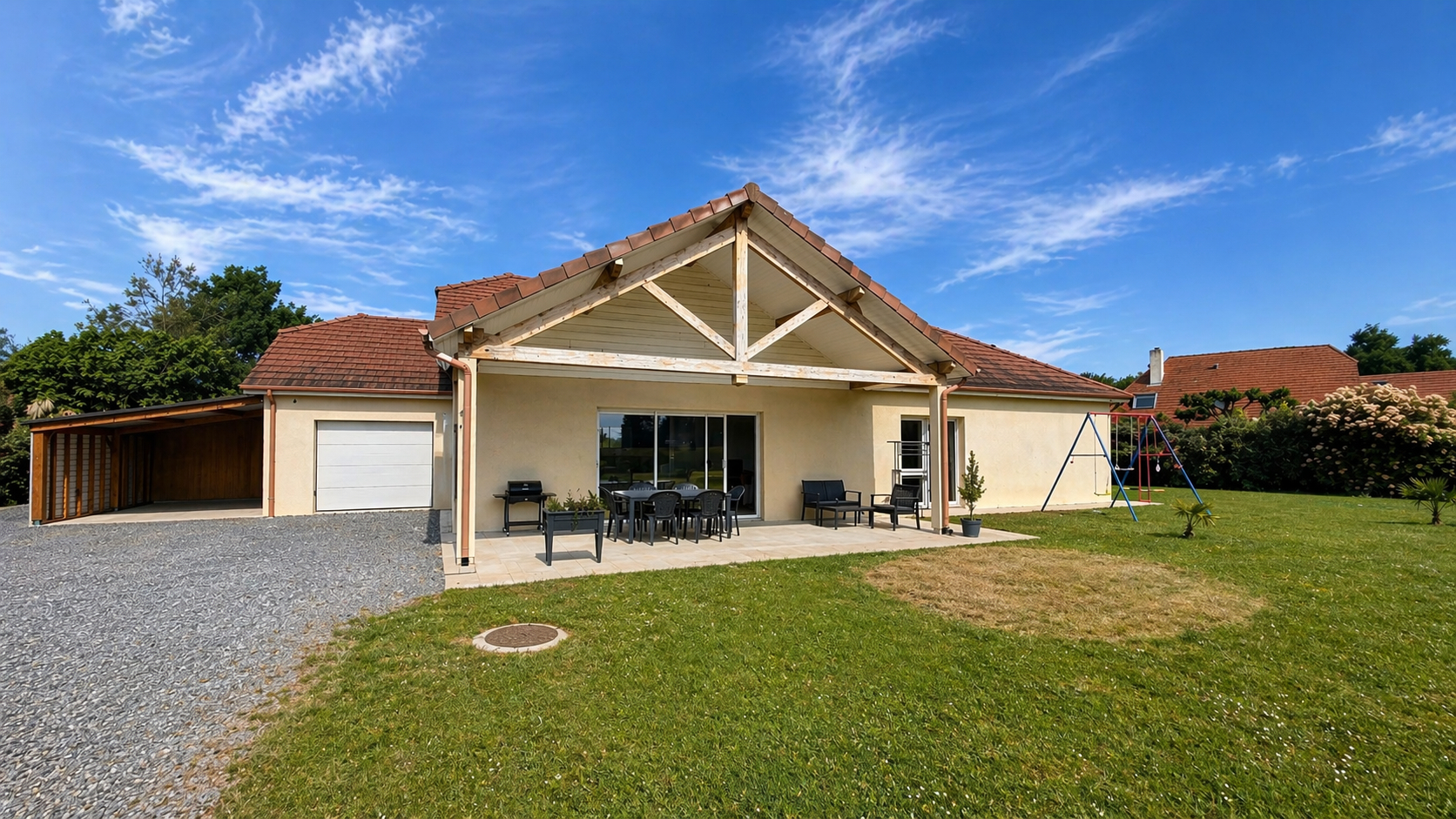 Maison 6 pièces 130 m² · à Uzein · 130 m² · 297 600 €
