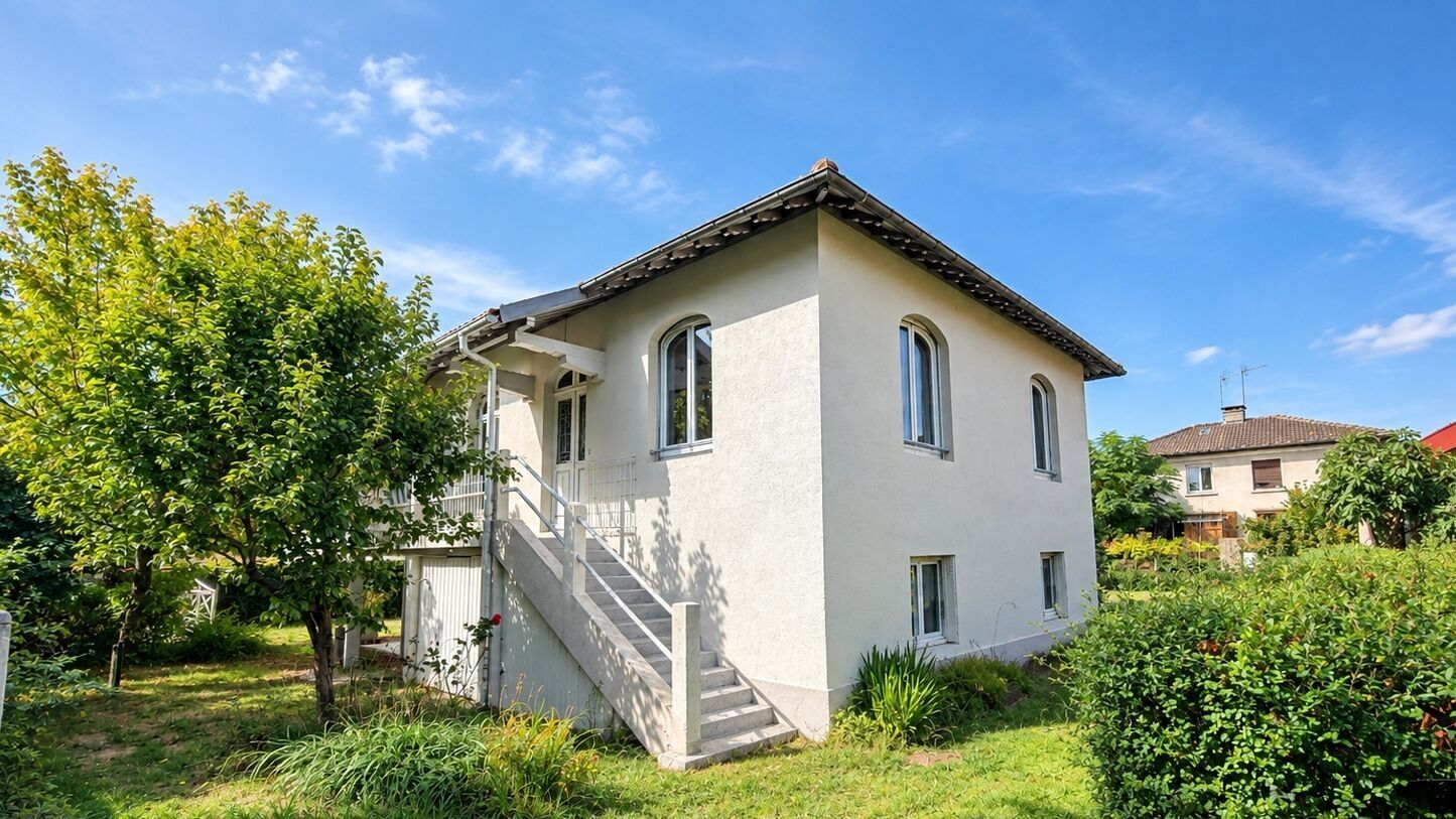 Maison 6 pièces 130 m² · à Lons · 130 m² · 279 000 €