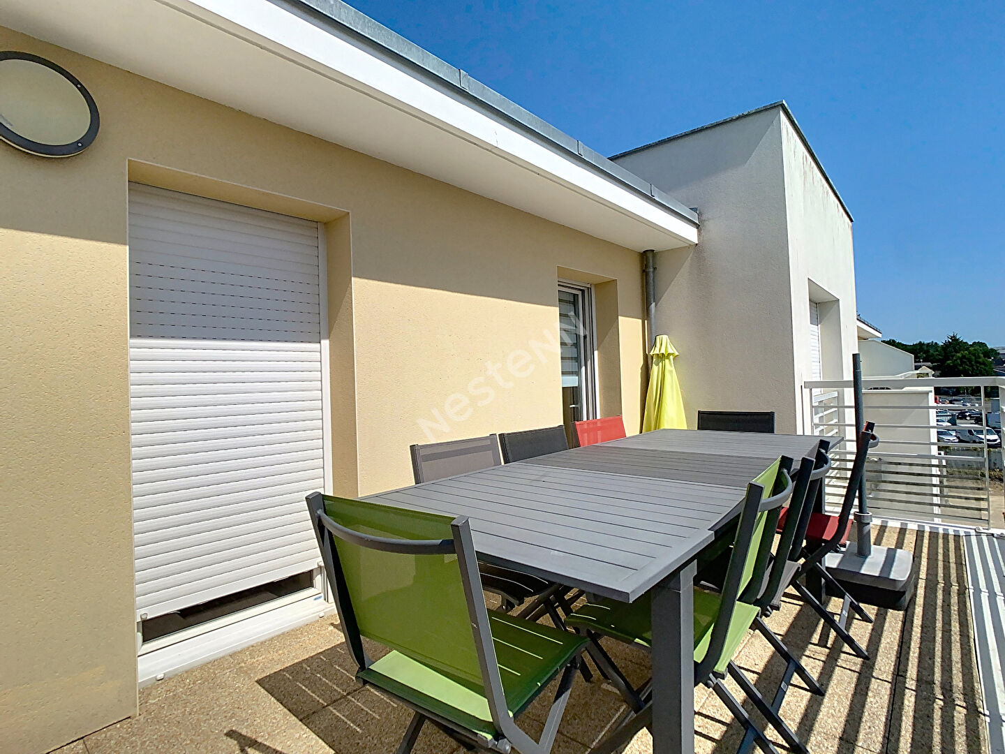 Appartement TYPE 4, de 2013 Avrille Centre, double terrasse, parking, garage!