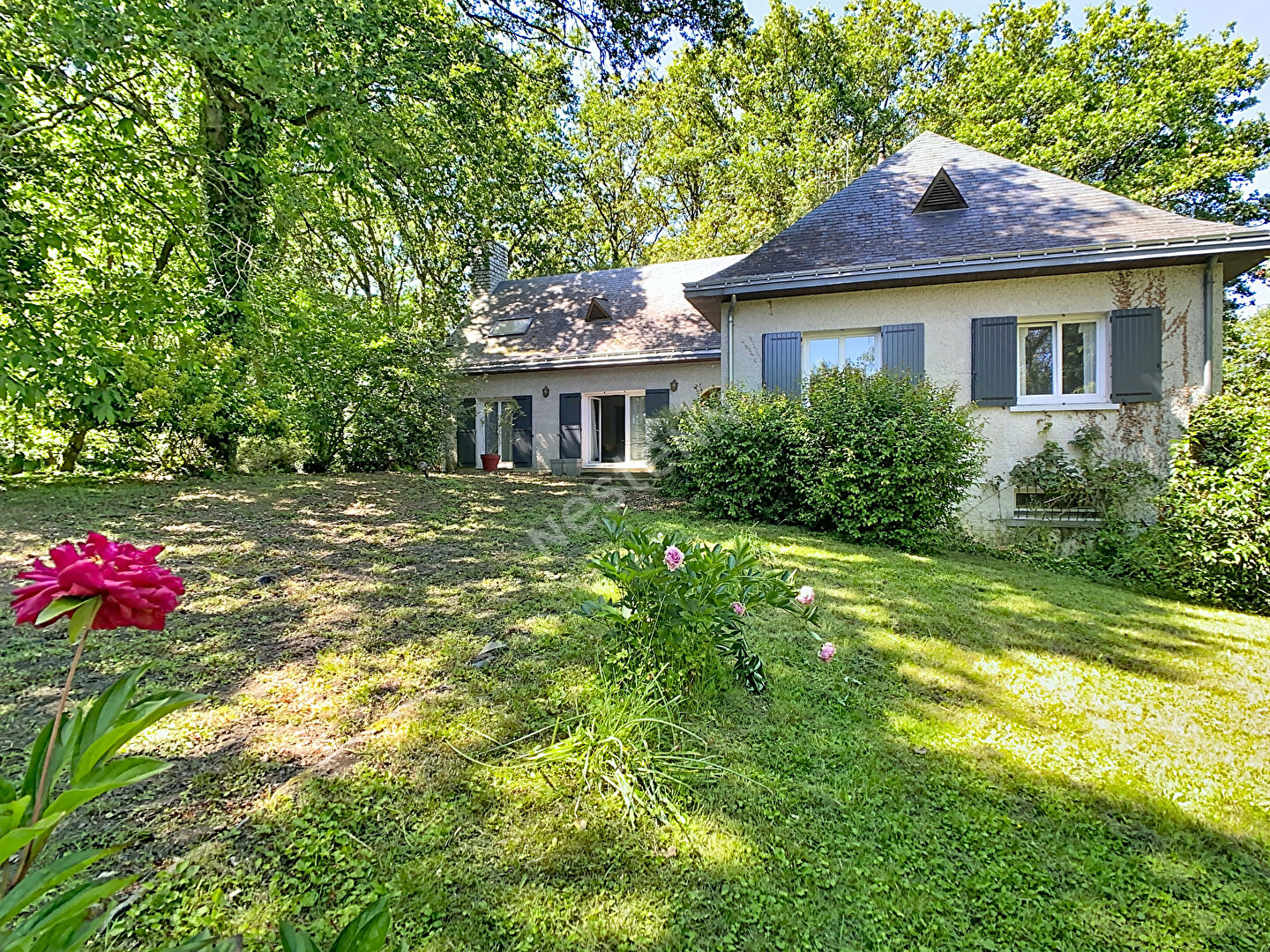 Maison 7 pièces 208 m² · à Avrille · 208 m² · 599 000 €