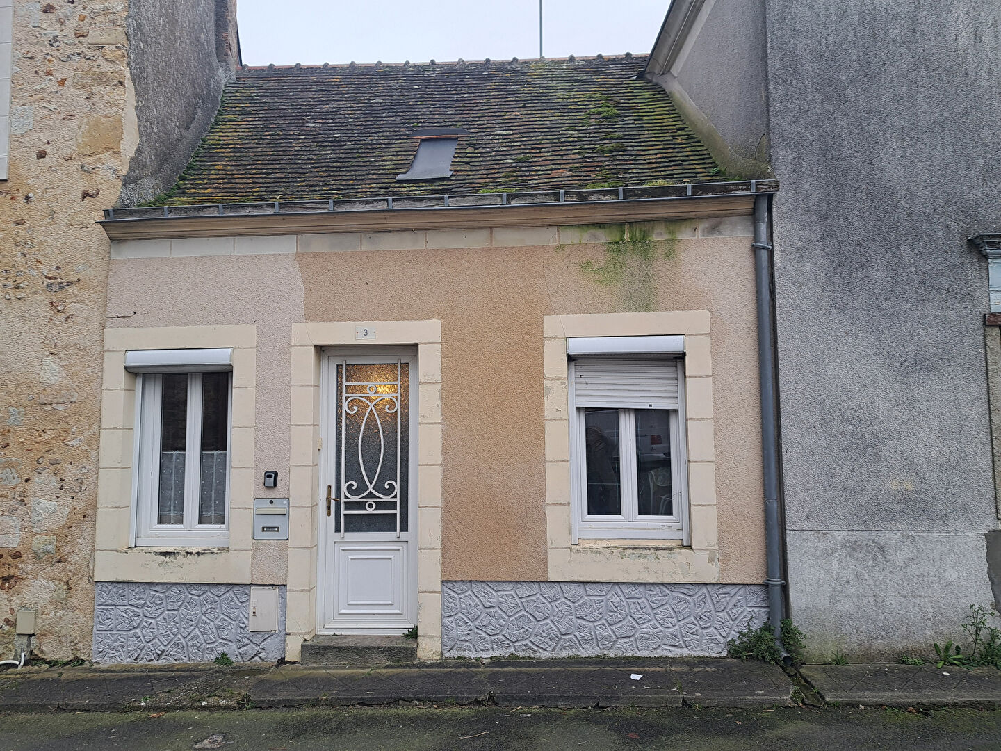 Maison à rénover à Crosmieres 55m²