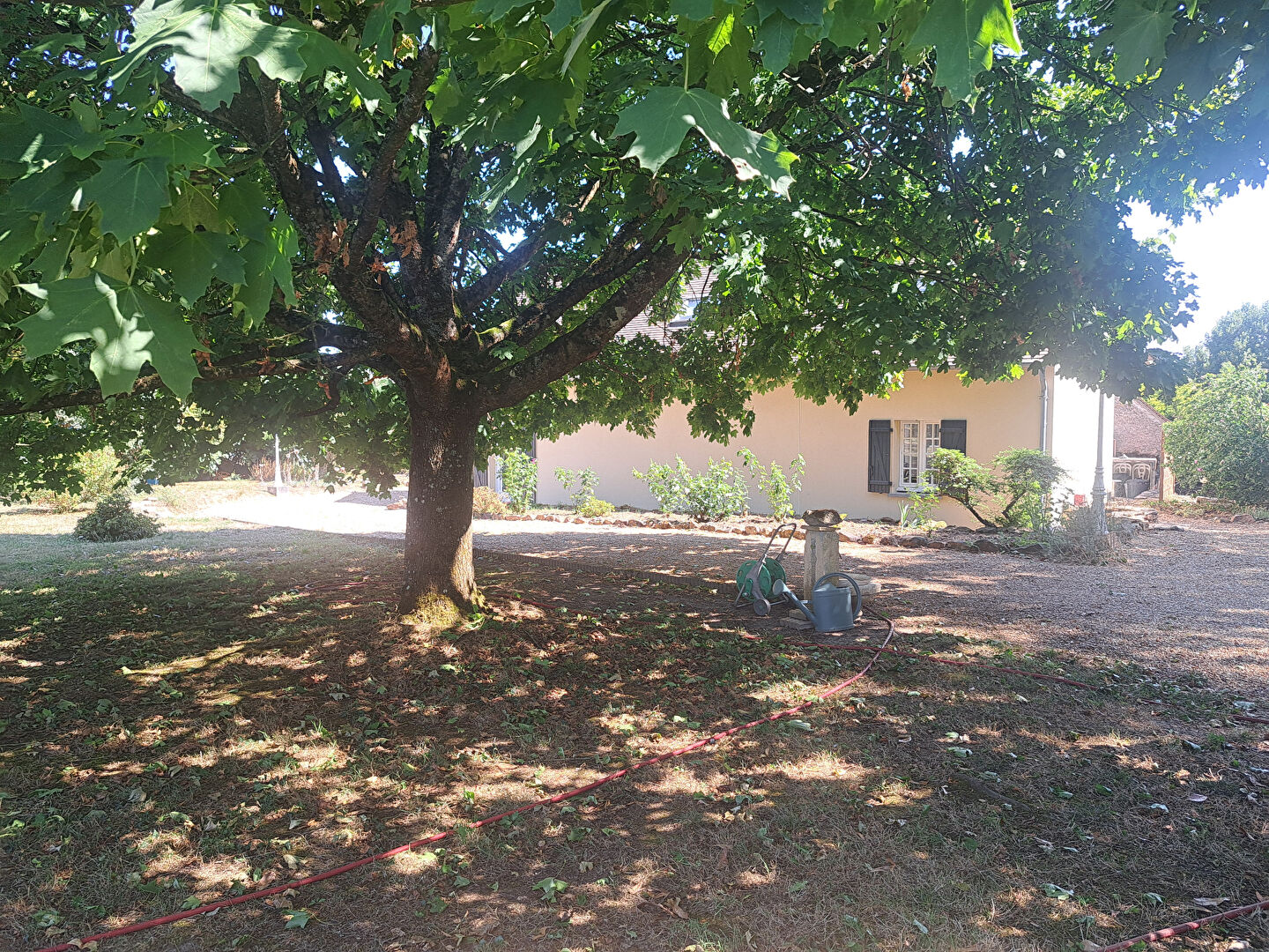 A VENDRE- MAISON RENOVEE A VILLAINES SOUS MALICORNE