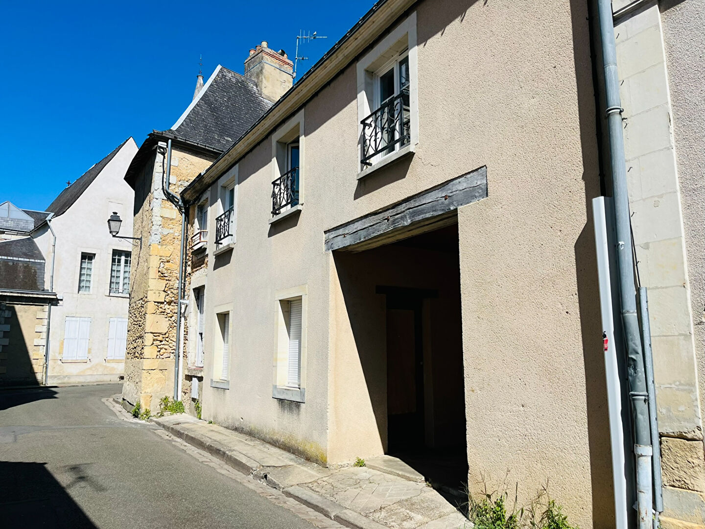 Immeuble 12 pièces 311 m² · à La Fleche · 311 m² · 527 414 €