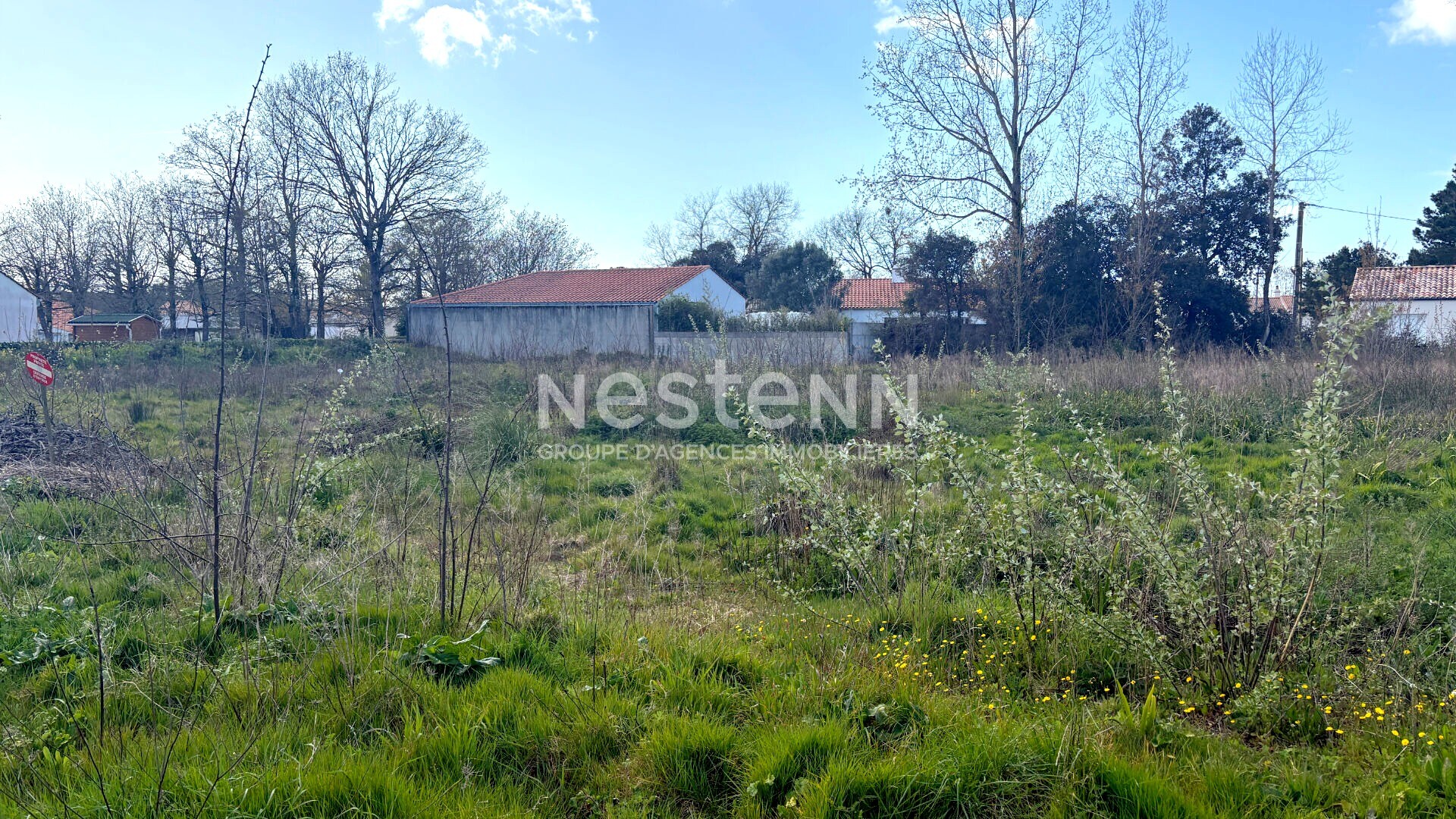 Beau terrain de plus 2500m² - Libre de Constructeur ! · à Saint Hilaire de Riez · 214 660 €