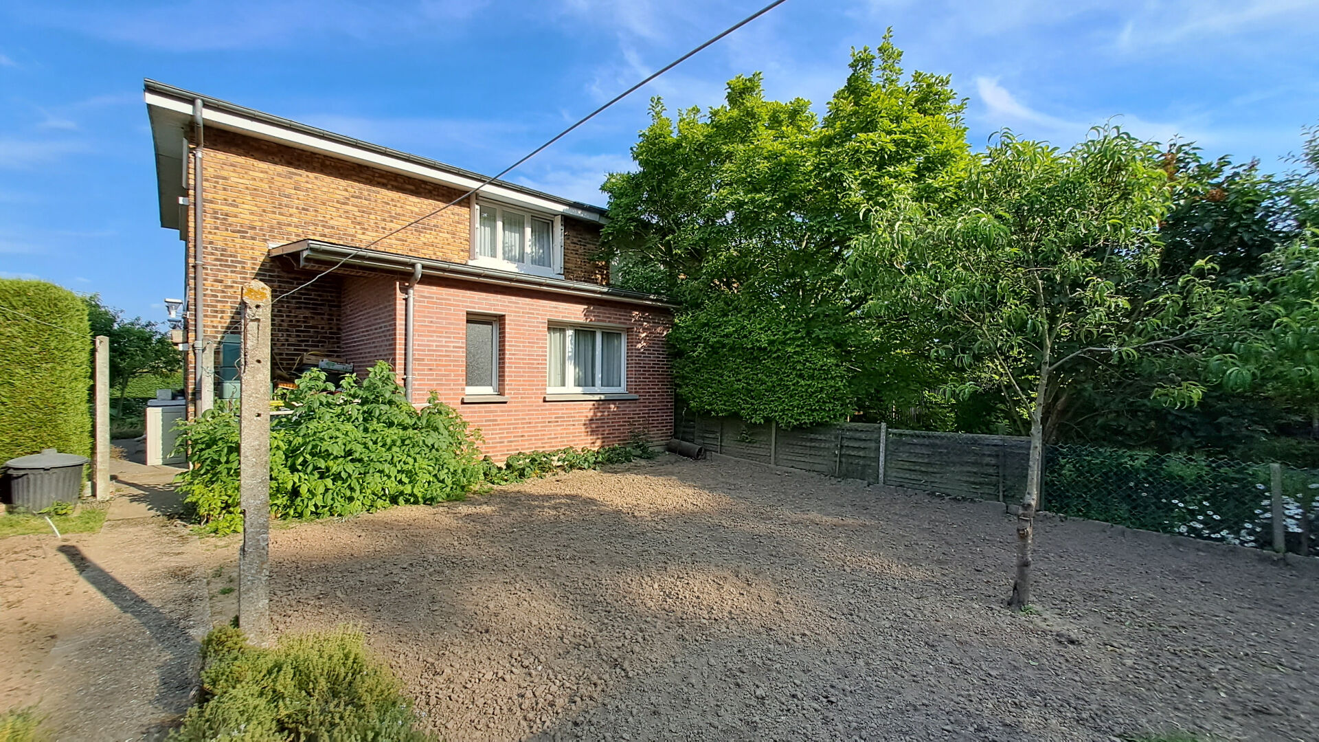 Maison 5 pièces 84 m² · à Montigny le Bretonneux · 84 m² · 367 500 €