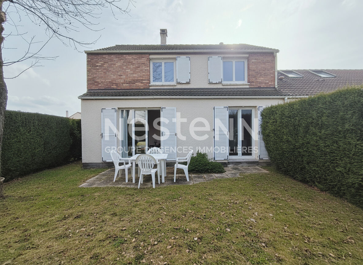 Maison 5 pièces 108 m² · à Montigny le Bretonneux · 108 m² · 456 750 €