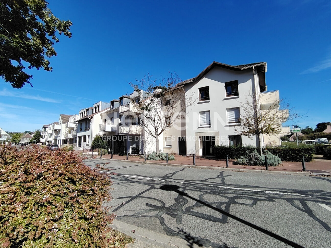 Appartement 2 pièces 49 m² · à Montigny-le-Bretonneux · 49 m² · 215 250 €