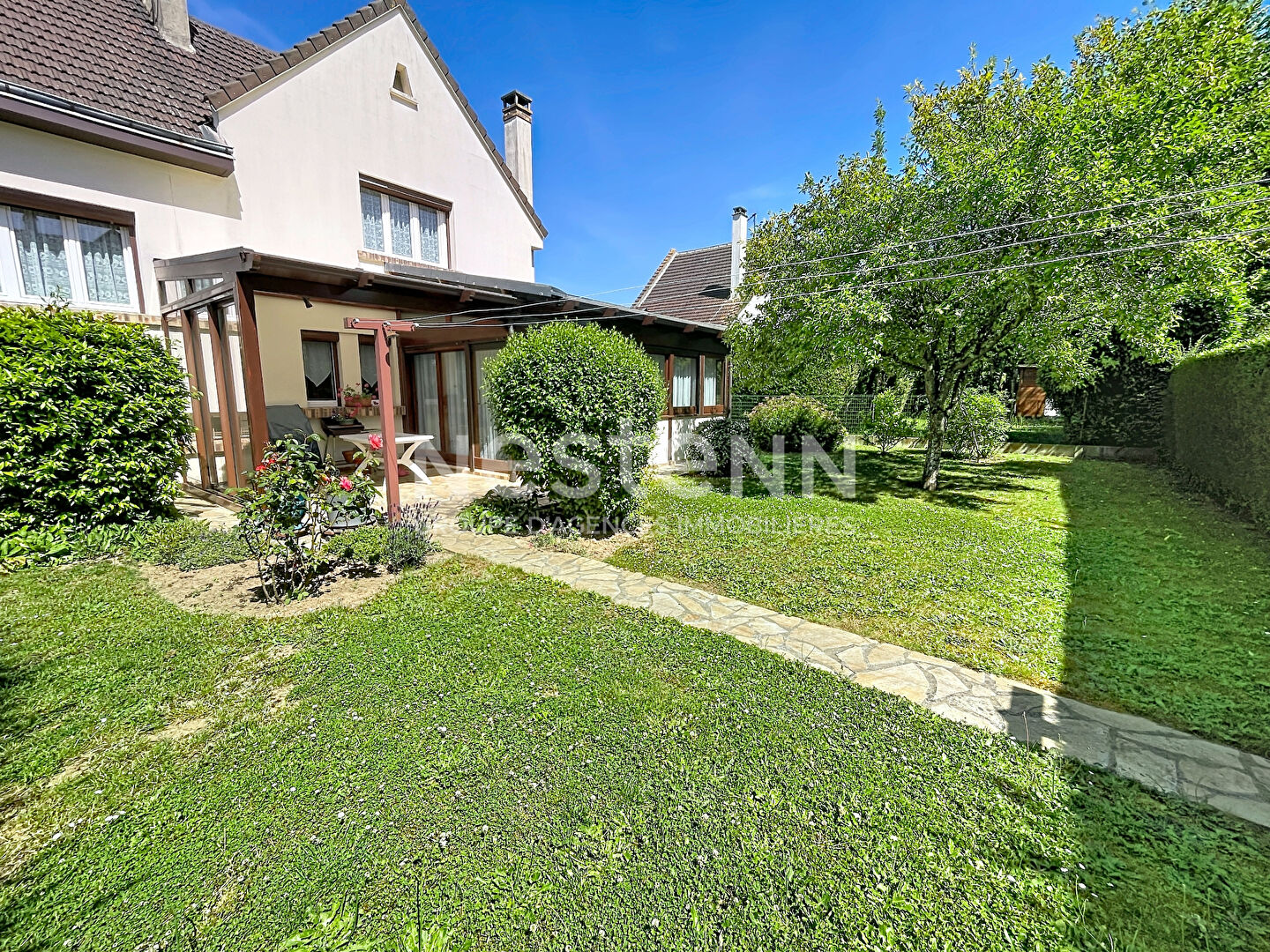 Maison 5 pièces 90 m² · à Plaisir · 90 m² · 367 500 €