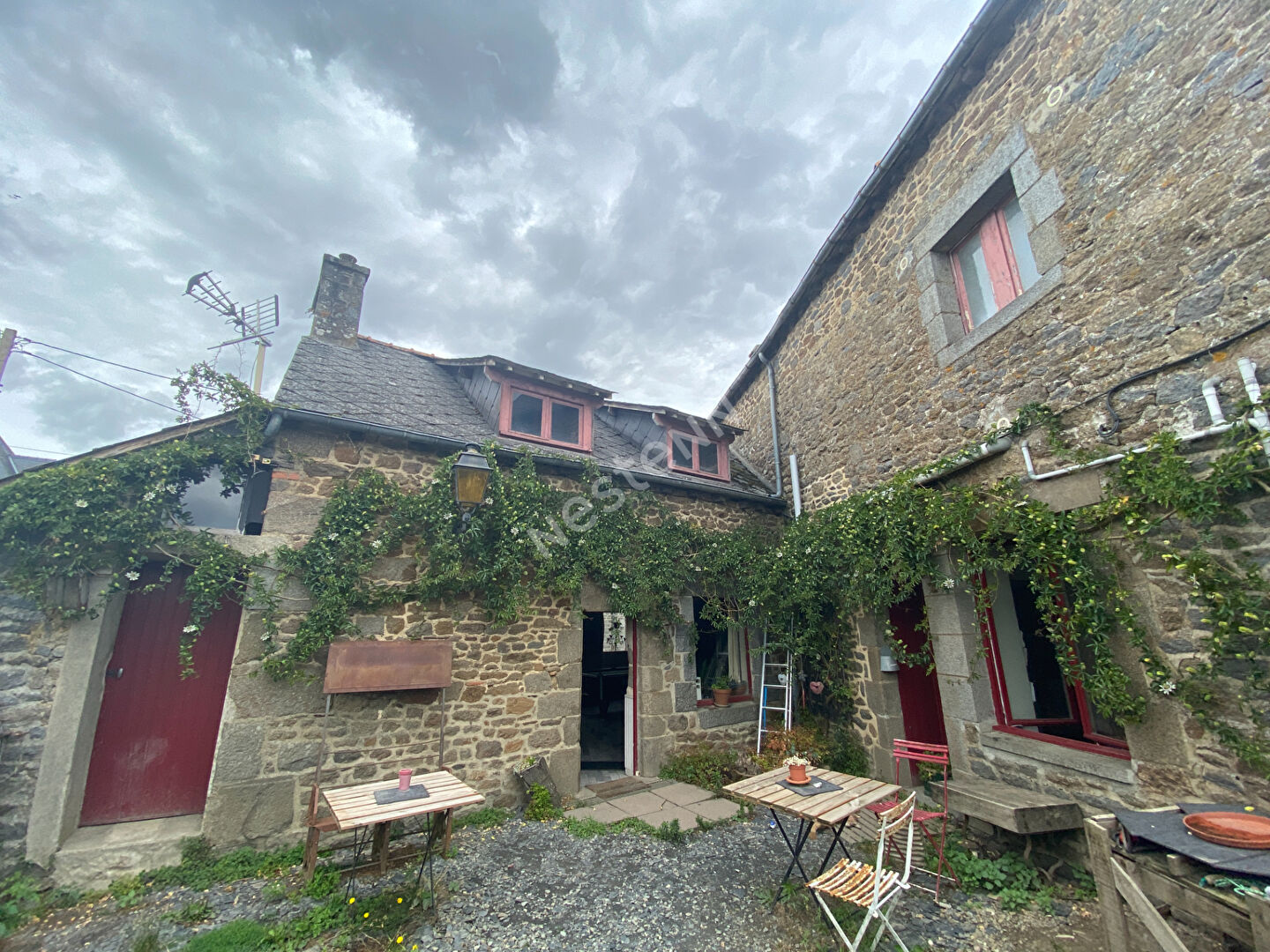 A Vendre Maison En Plein Bourg De Mesnil Roc H En Pierre Pleine De