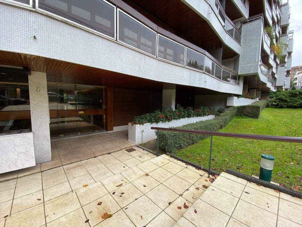 SaintCloud quartier Val d'or , appartement 2 pieces