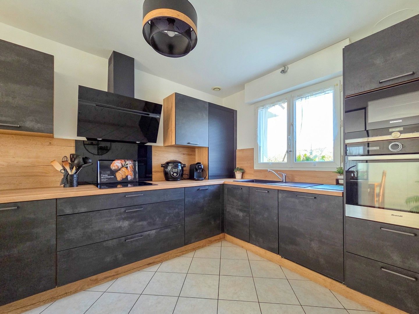 Maison Olonne centre 5 pièces 3 chambres studio piscine jardin garage proche toutes commodités