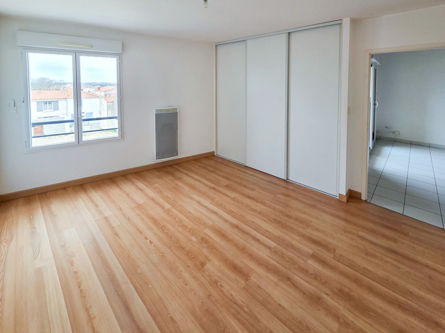 Appartement T3 centre Olonne 73 m² hab terrasse 2 parkings
