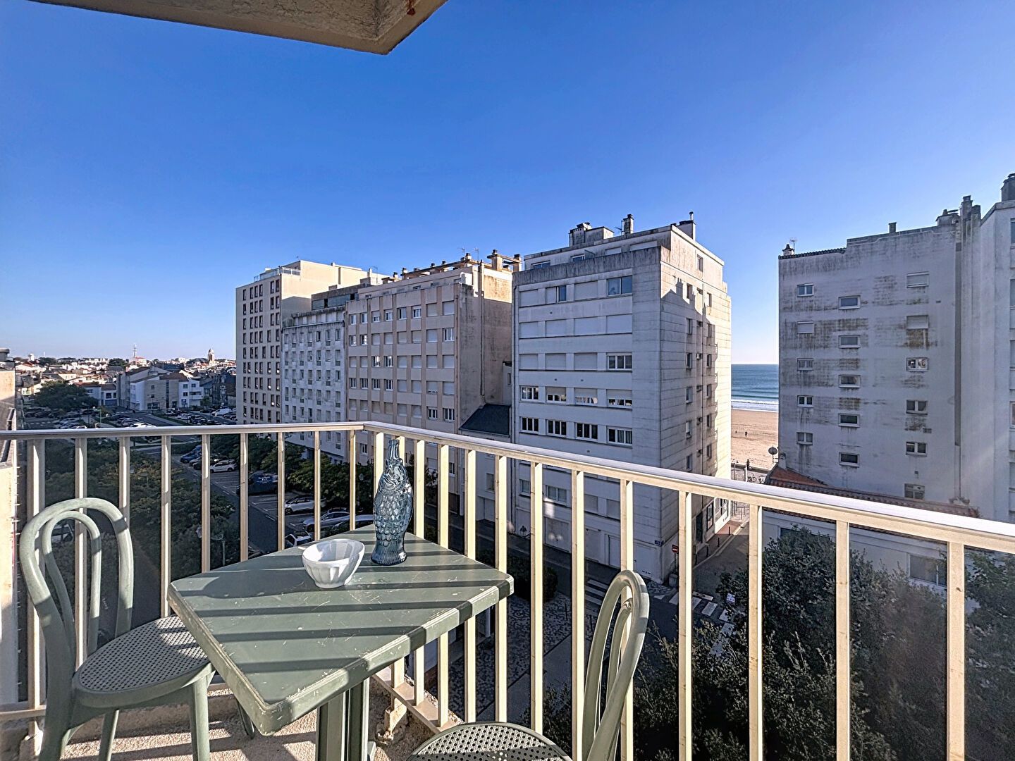 Appartement Les Sables D Olonne 2 pièces 32.69 m² terrasse plage commerces à pied