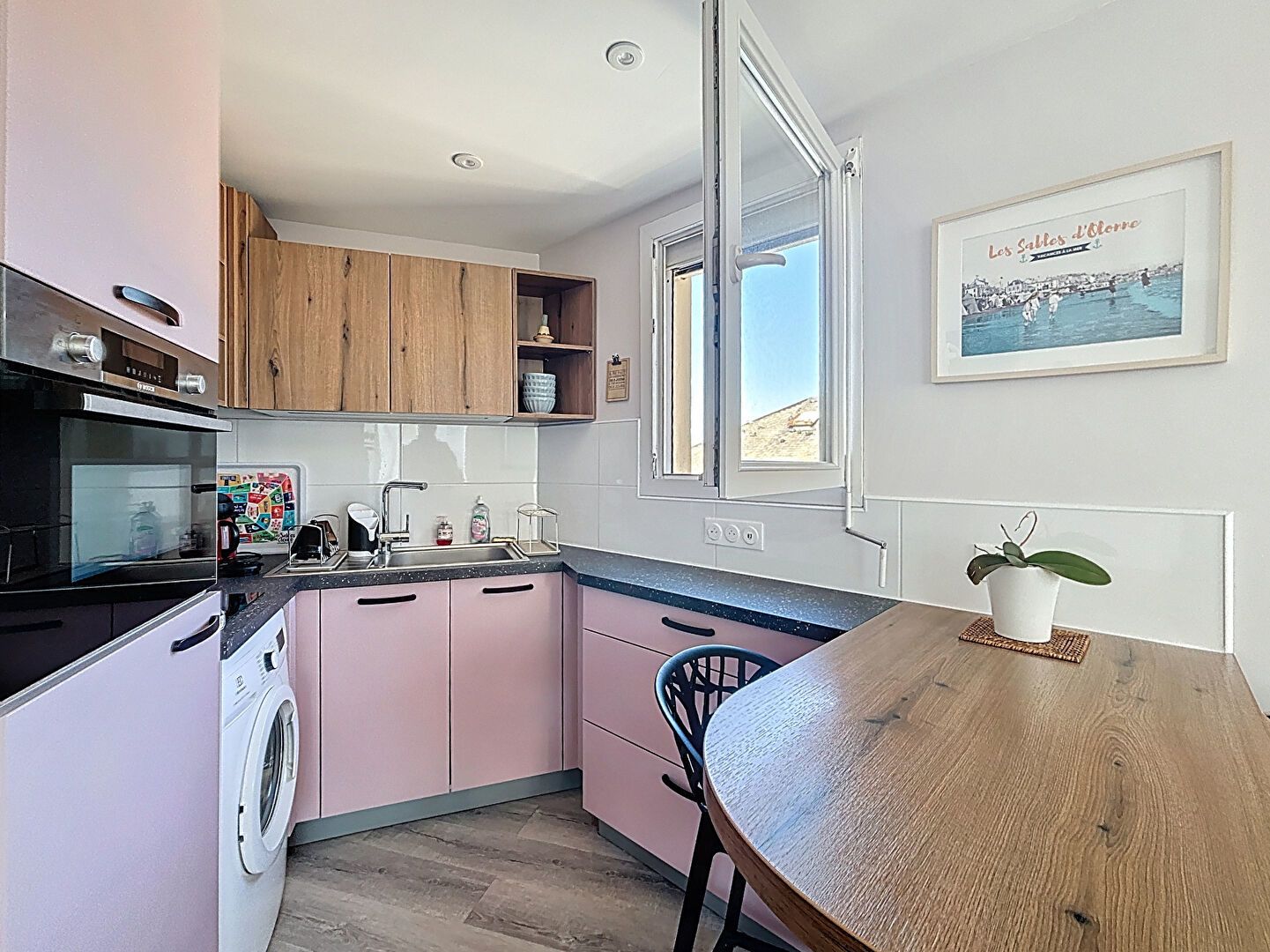 Appartement Les Sables D Olonne 2 pièces 32.69 m² terrasse plage commerces à pied