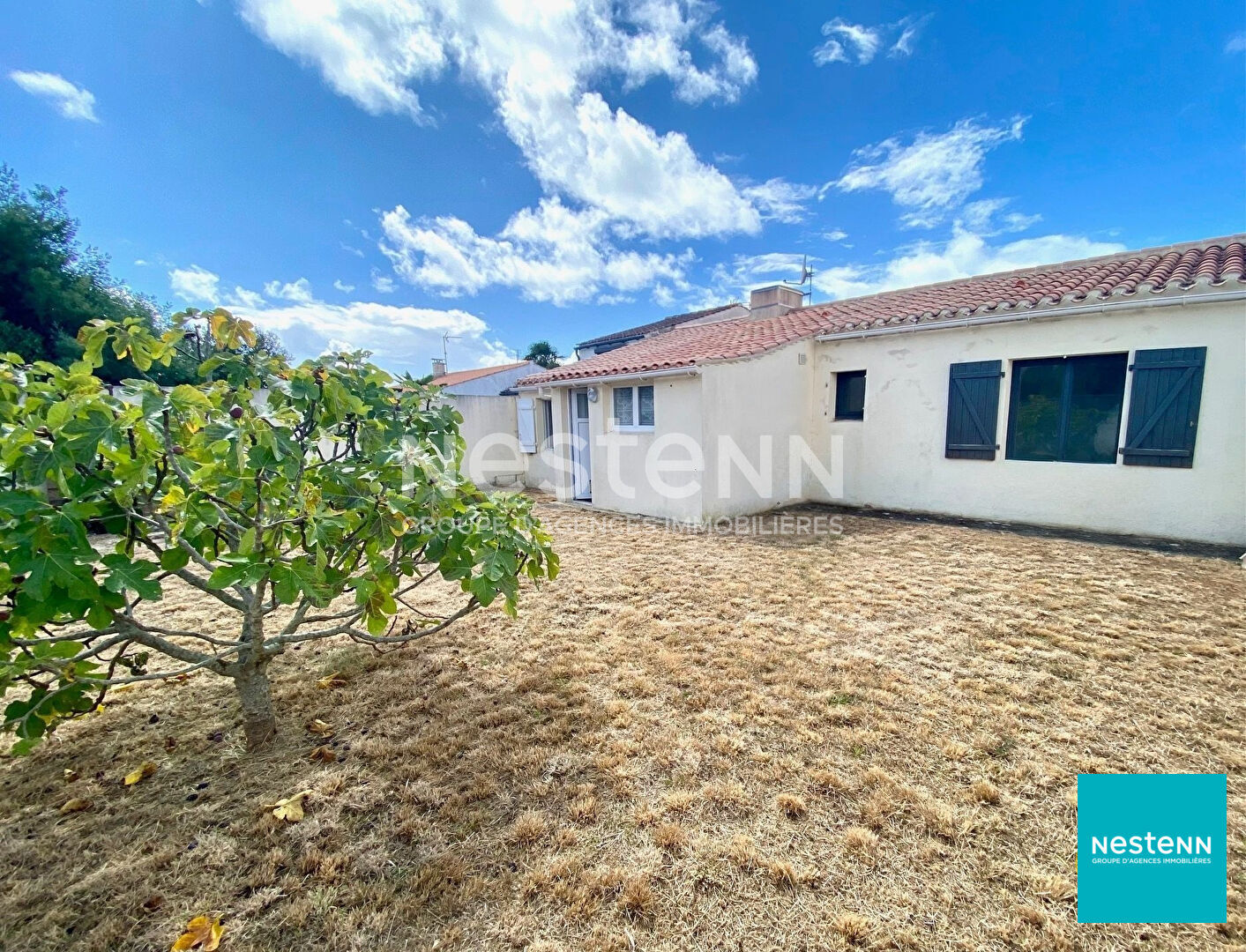 Maison Les Sables D Olonne  Fosses rouges 2 chambres jardin garage proche garage