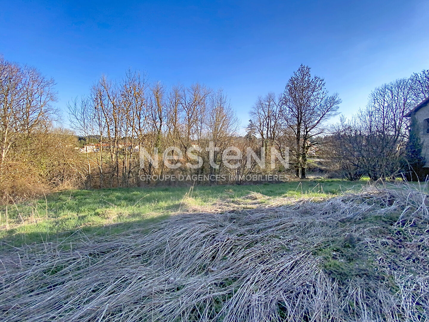 Terrain à vendre à LAPTE d'environ 2500 m² proche du centre · 70 000 €