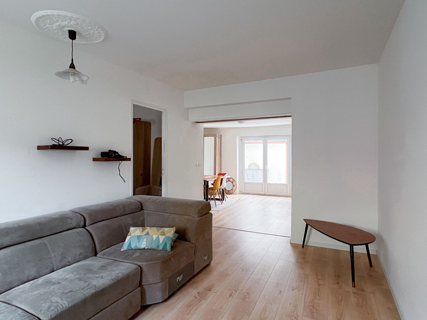 A VENDRE Maison spacieuse à vendre à Angers - Idéale pour investisseurs !