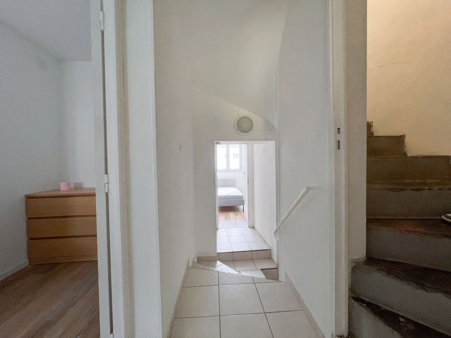 A VENDRE Maison spacieuse à vendre à Angers - Idéale pour investisseurs !