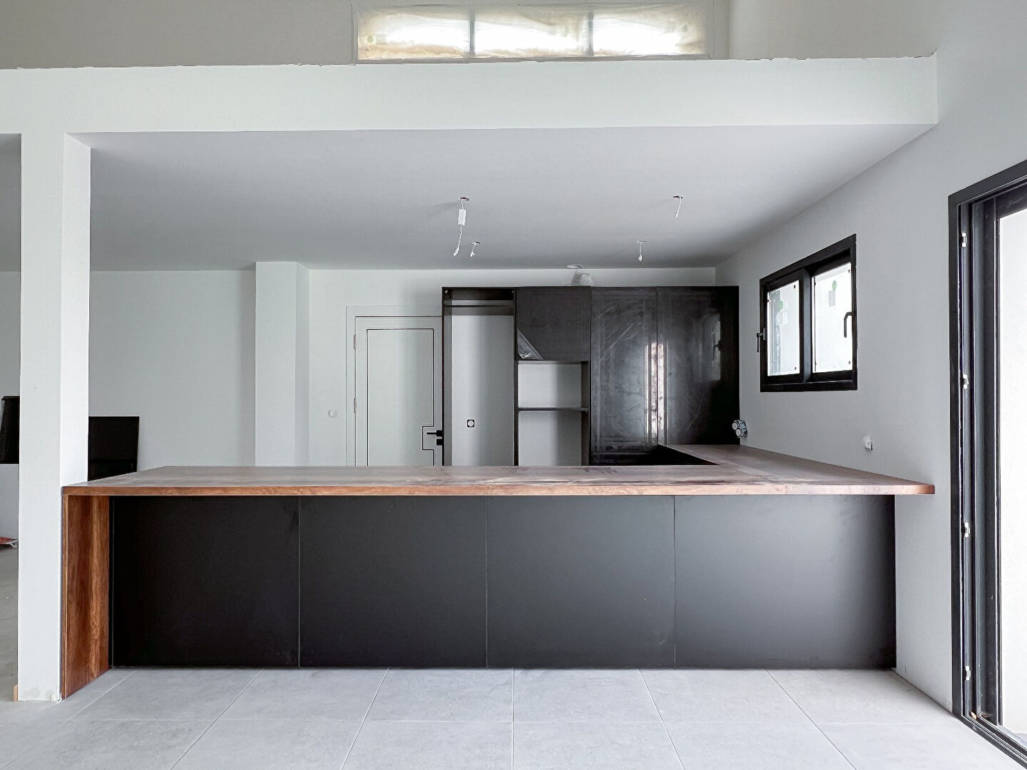 Maison Les Garennes Sur Loire  de 5 pièces de  185 m2 avec jardin