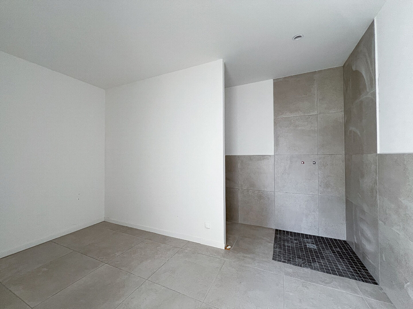 Maison Les Garennes Sur Loire  de 5 pièces de  185 m2 avec jardin