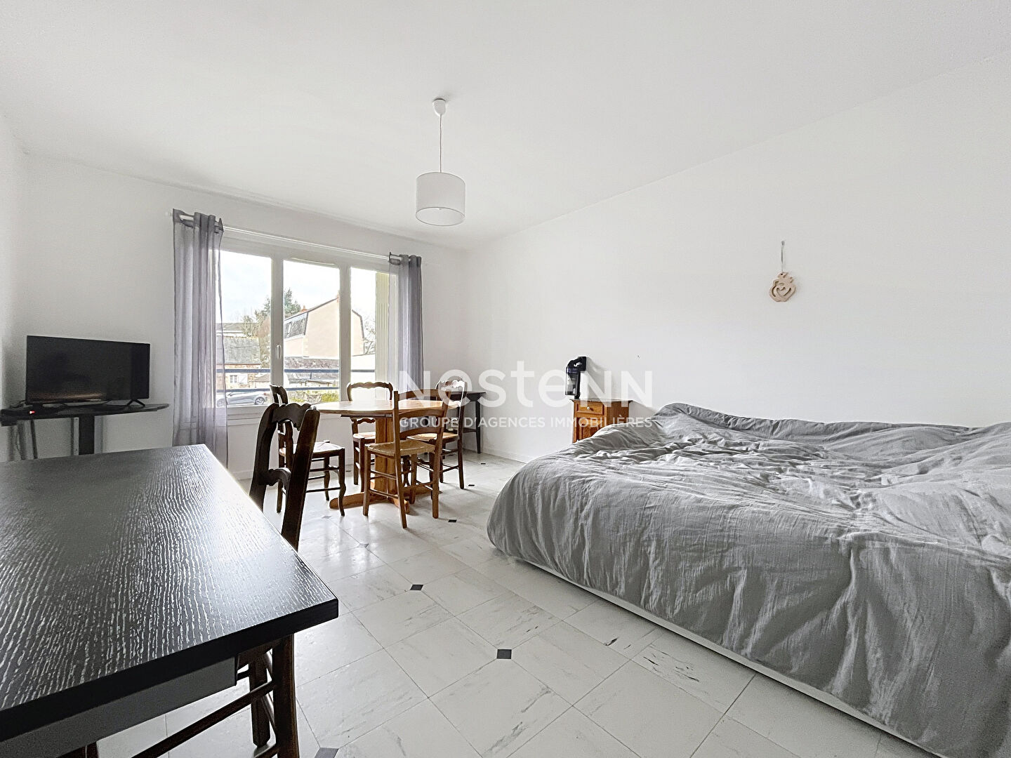 A vendre - Appartement T1 de 34 m² libre de locataire avec place de stationnement "Angers Gare/Frémur-Eblé"