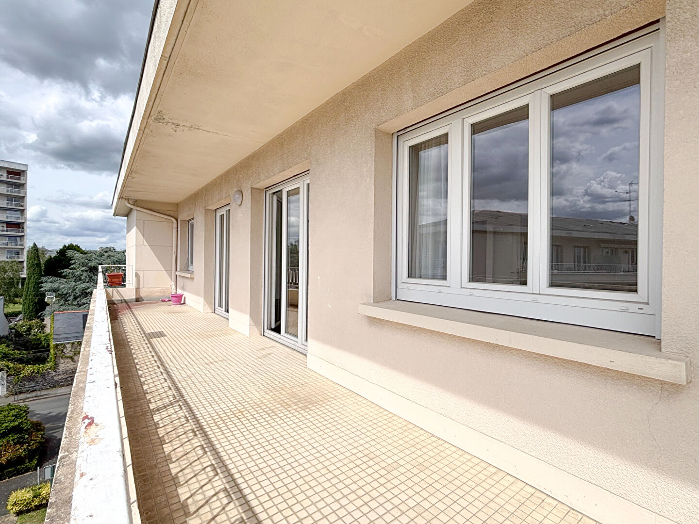 Appartement 5 pièces 127 m² · à Angers · 127 m² · 264 500 €