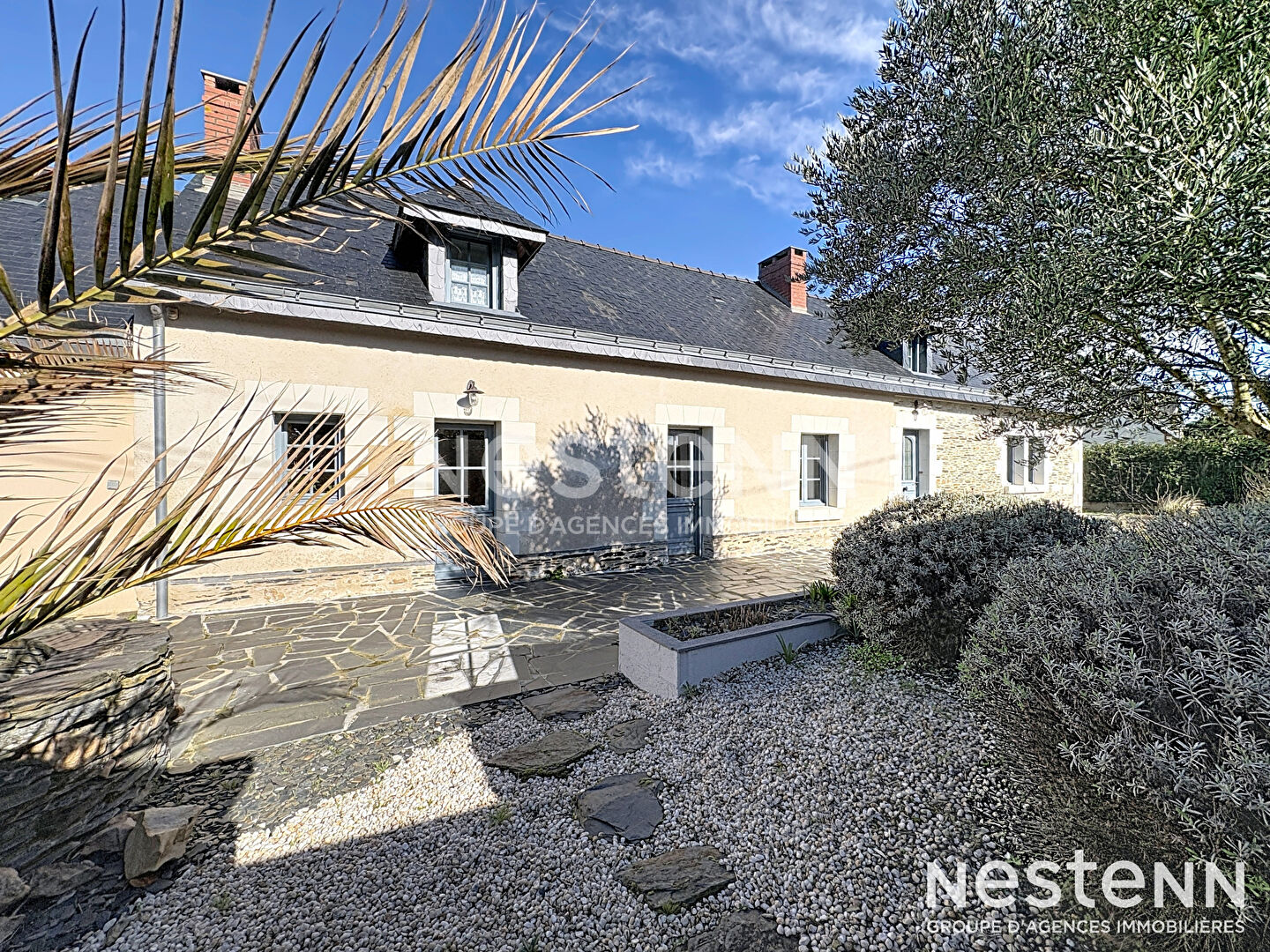A VENDRE maison ancienne de type Longère en campagne du Plessis Grammoire 49800 Loire Authion - 6 Pièces 223 m² en surface 2024 m² de jardin !