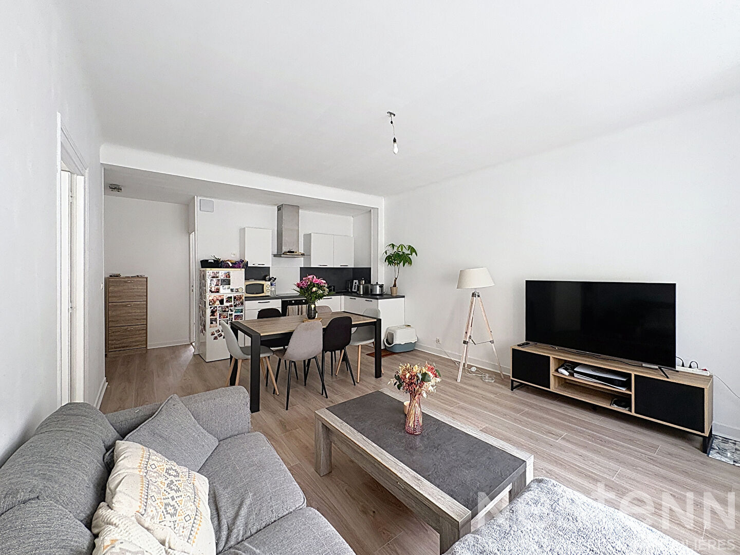 Appartement lumineux de 2 chambres - 55m² et cave - Hennebont centre.