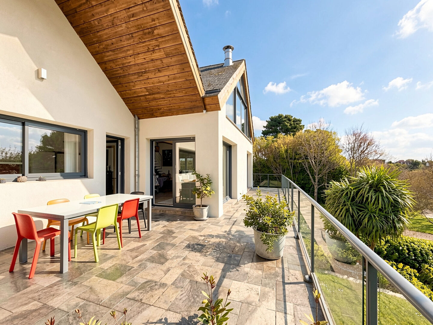 Maison d'architecte de 290m², 5 chambres et vie de plain pied. Résidence privée - Saint Caradec, Hennebont.