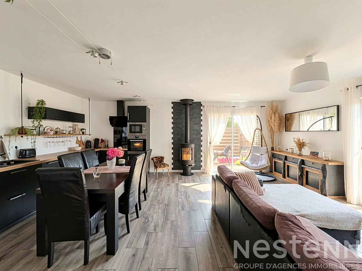 Maison de plain-pied - 90m² - 4 chambres - Garage - Jardin clos ; Branderion.