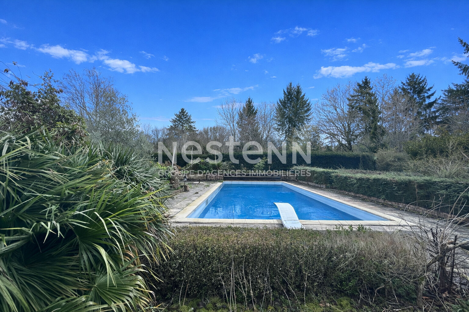 Vente ancienne longère rénovée de 117 m² avec piscine extérieure chauffée près de la forêt de Bercé à  Jupilles (72500)