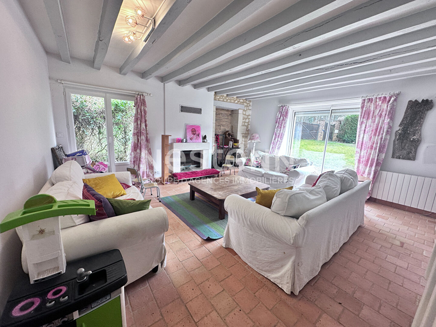 Vente ancienne longère rénovée de 117 m² avec piscine extérieure chauffée près de la forêt de Bercé à  Jupilles (72500)