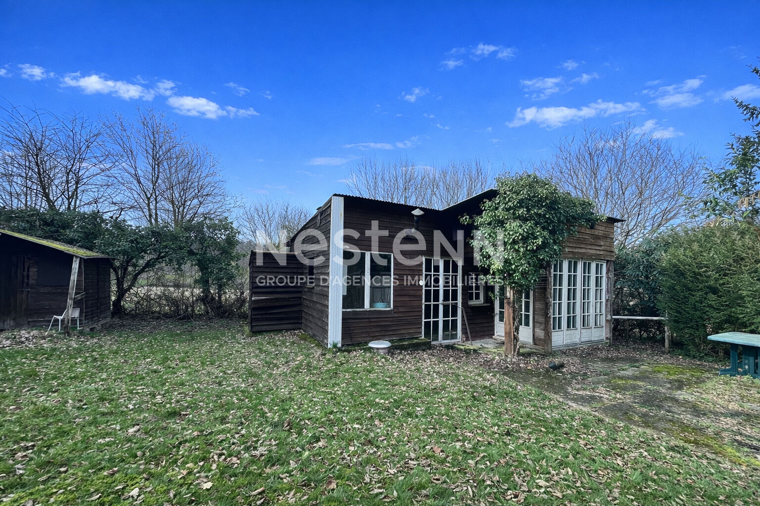 Vente ancienne longère rénovée de 117 m² avec piscine extérieure chauffée près de la forêt de Bercé à  Jupilles (72500)