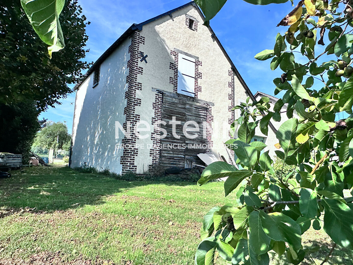 Vente belle maison familiale 136.26 m² avec dépendances à Thoiré-sur-Dinan (72500)
