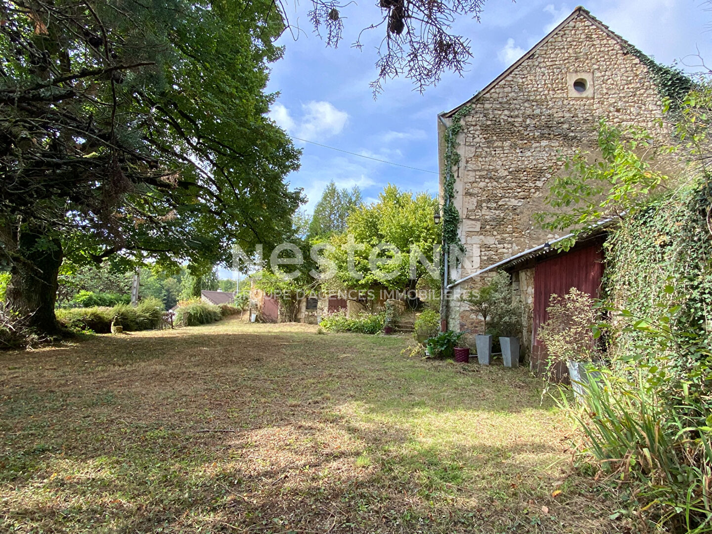 Maison de Maître en pierre à rénover - fort potentiel - Vaas (72)