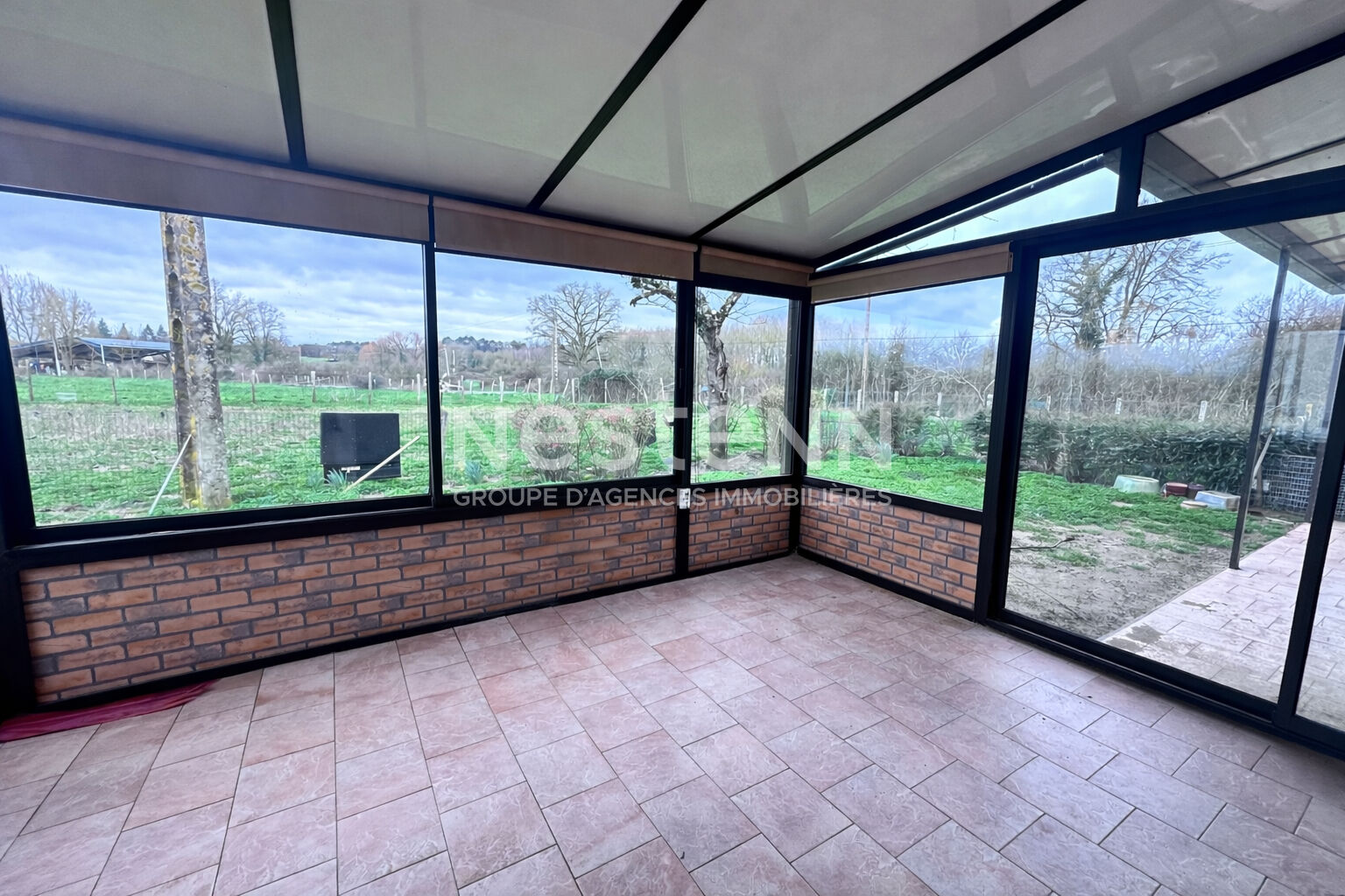 Vente charmante maison de campagne 120 m² avec garage et grand terrain clos d'environ 7746 m² à Coulongé (72800)