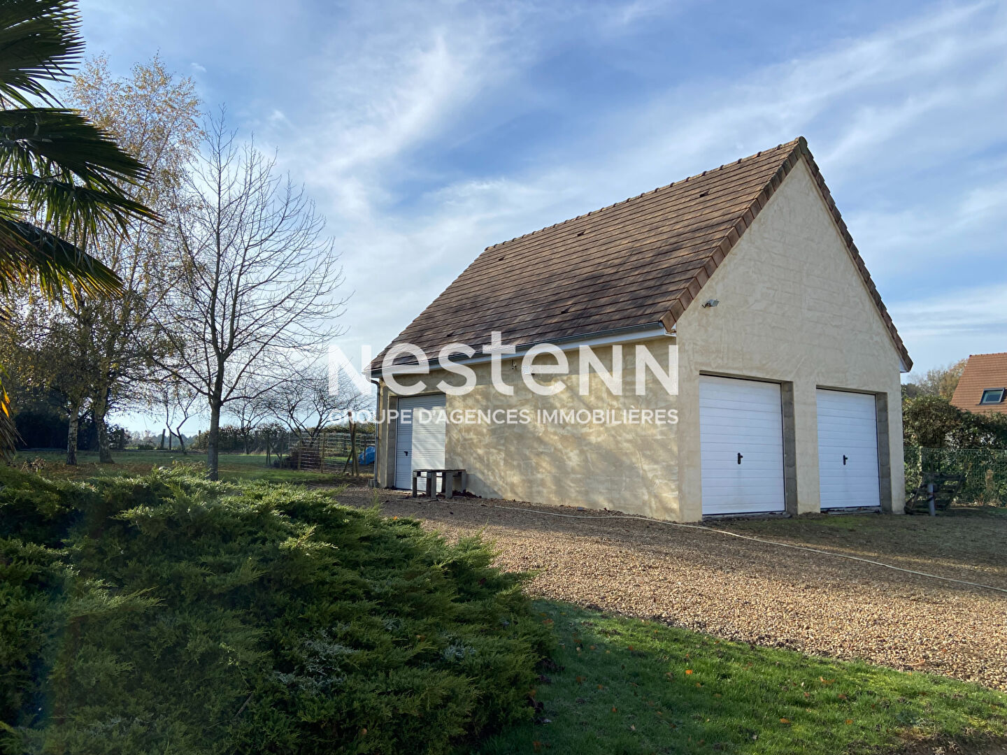 Belle propriété familiale de 202 m² à vendre avec 6 chambres, triple garage et beau terrain clos à Lavernat (72500)