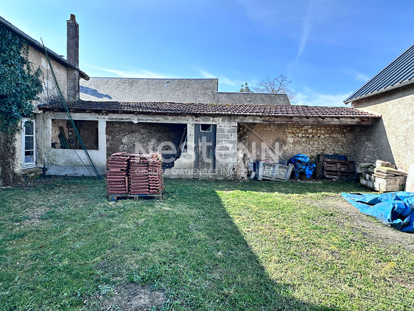 Maison ancienne à rénover à vendre à Vaas (72500) - 12 pièces, 305 m²