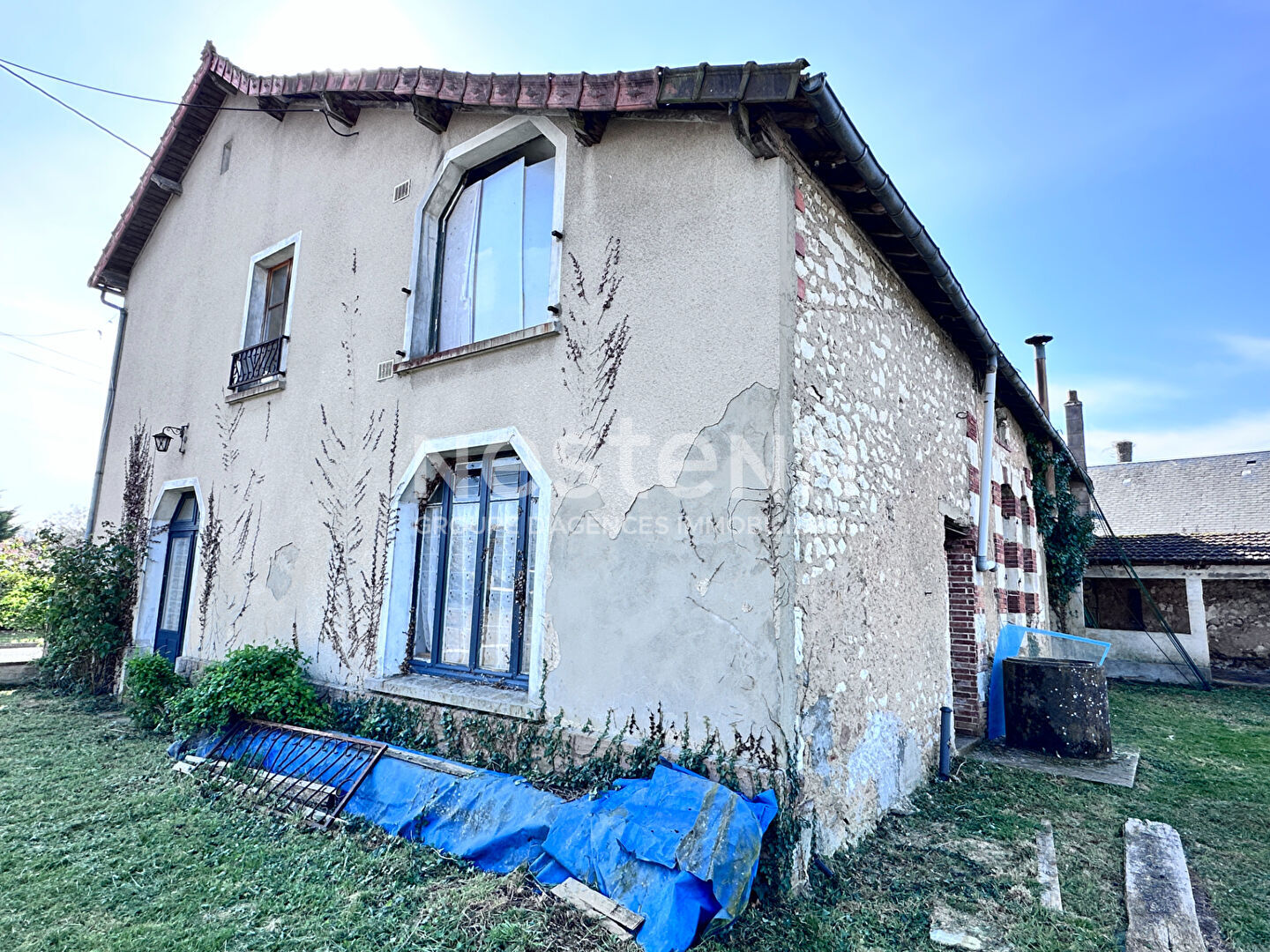 Maison ancienne à rénover à vendre à Vaas (72500) - 12 pièces, 305 m²