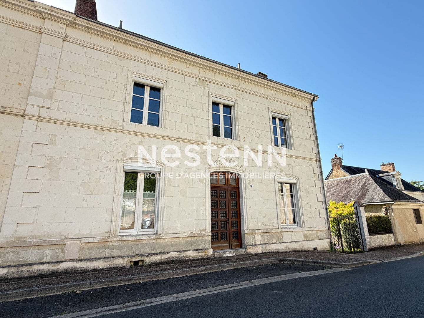 Maison 7 pièces 225 m² · à Montval sur Loir · 225 m² · 201 000 €