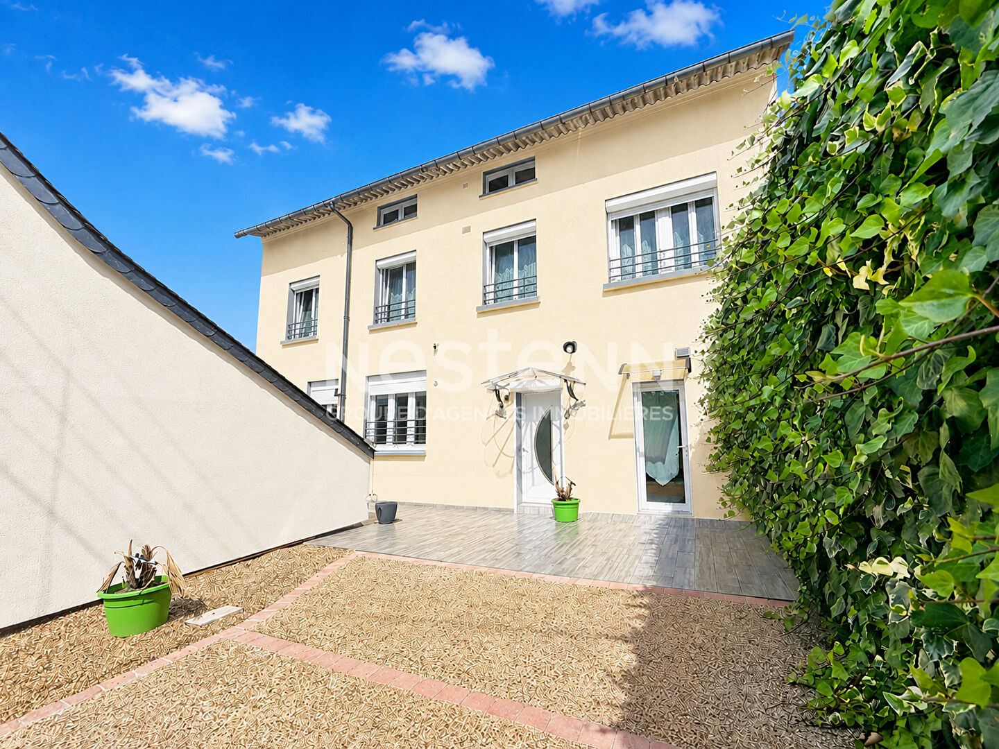 Maison 5 pièces 106 m² · à Montval sur Loir · 106 m² · 117 800 €