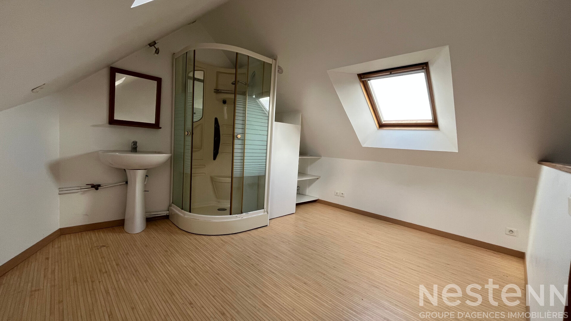 Investissement Idéal : Ensemble Immobilier au Centre-Bourg de Pluvigner avec Maisonnette et Duplex
