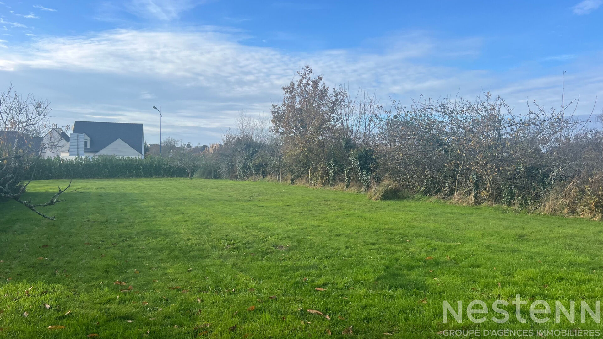 Terrain Pluneret 512 m2 · 150 600 €