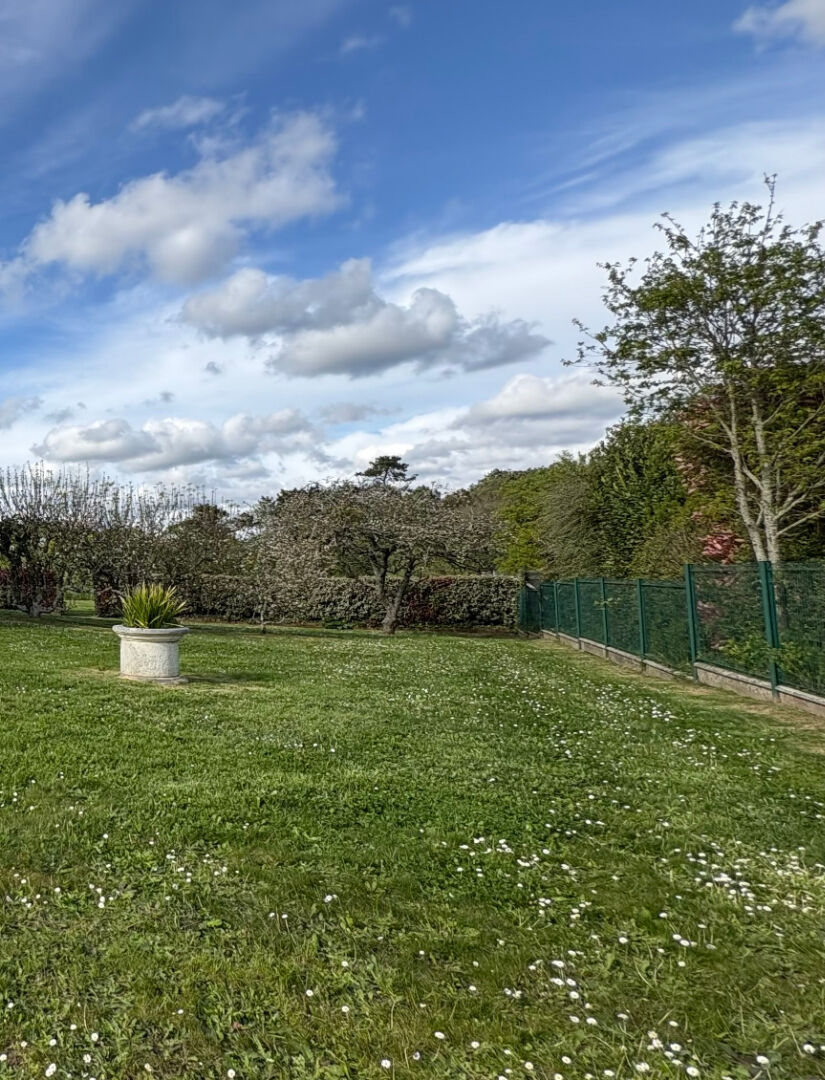 Terrain 515 m² · à Crach · 515 m² · 193 880 €