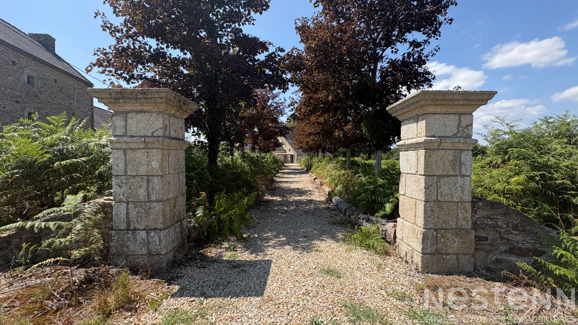 Maison 7 pièces 310 m² · à Camors · 310 m² · 675 000 €