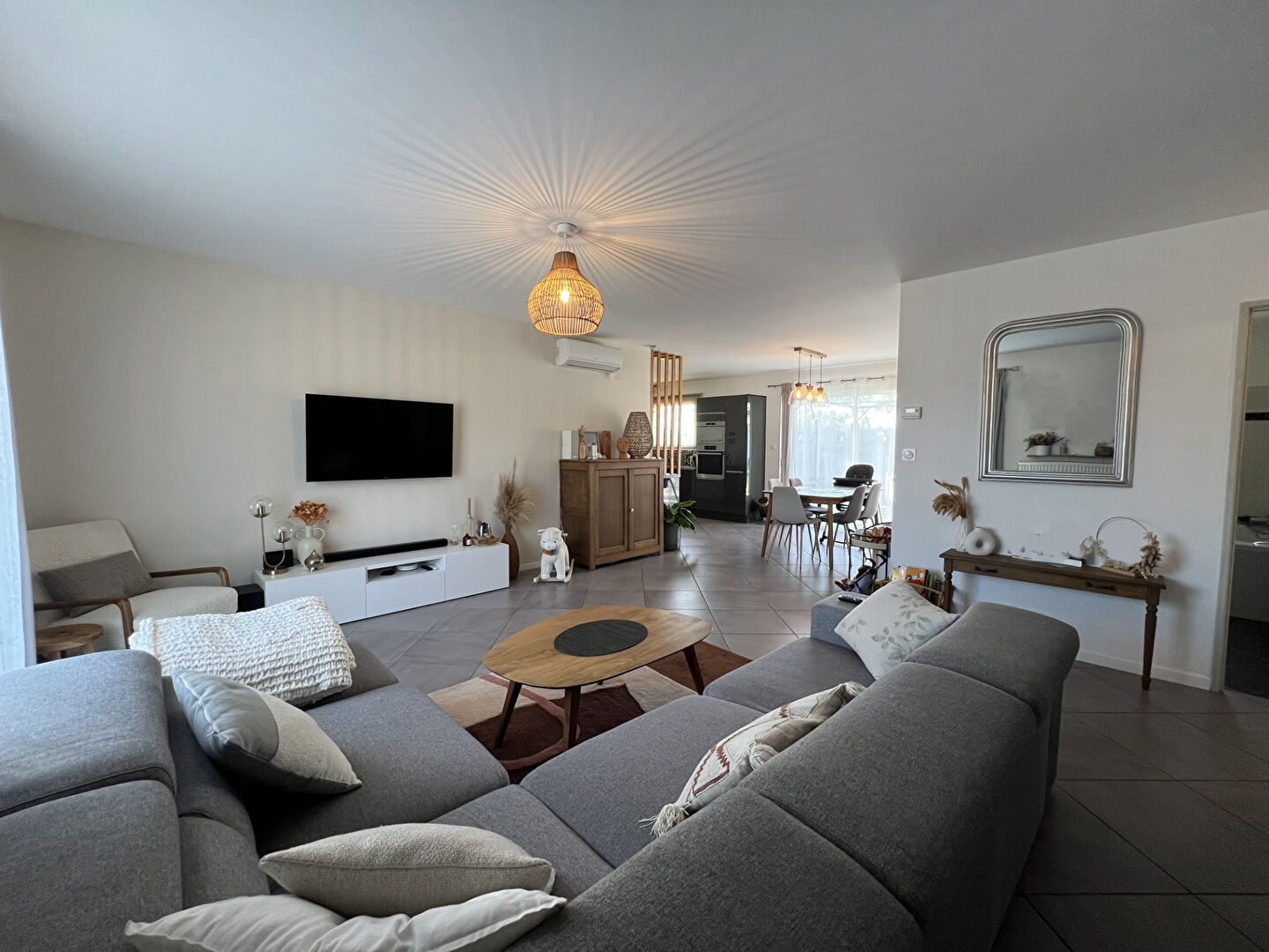 A vendre Maison contemporaine de plain-pied Campet Et Lamolere 2 chambres piscine