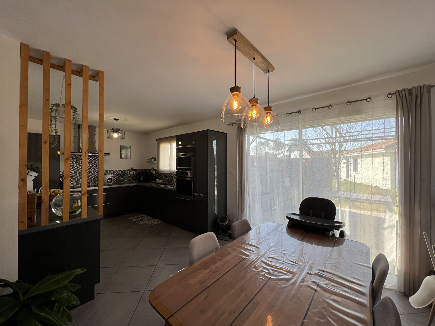 A vendre Maison contemporaine de plain-pied Campet Et Lamolere 2 chambres piscine